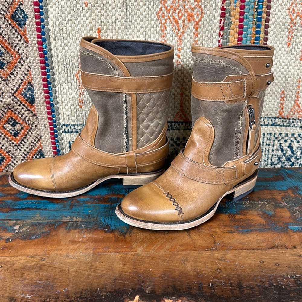 “Dust-Off boots” in stained oakstone by LANE. New in original box!